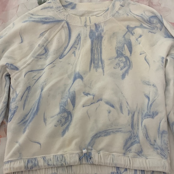Hollister Girls Tie-Dye Cinch Crewneck - Picture 2 of 4